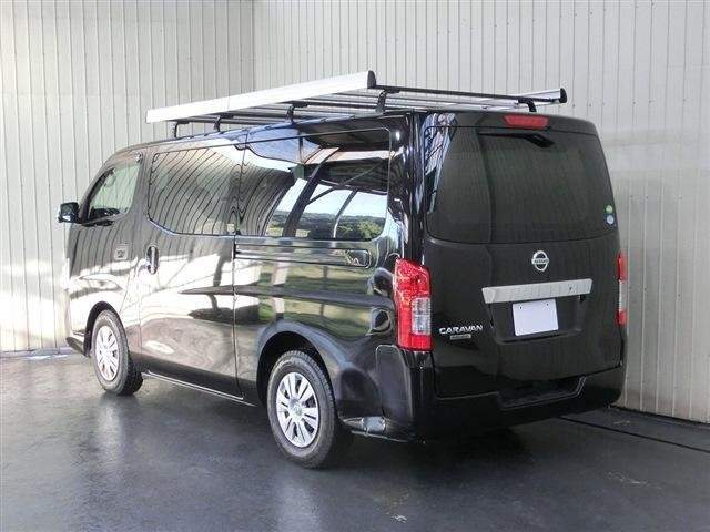 Ref:AUX-20012661 NISSAN NV350CARAVAN VAN 2020 - Image 2