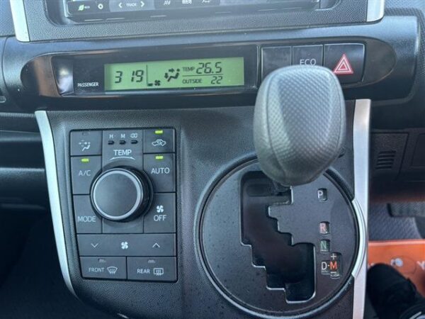 Ref:AUX-20012663 TOYOTA WISH 2013 - Image 20