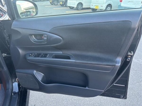 Ref:AUX-20012663 TOYOTA WISH 2013 - Image 10