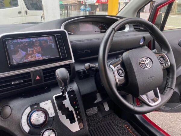 Ref:AUX-20012712 TOYOTA SIENTA 2020 - Image 5