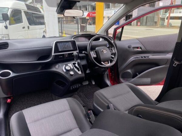 Ref:AUX-20012712 TOYOTA SIENTA 2020 - Image 6