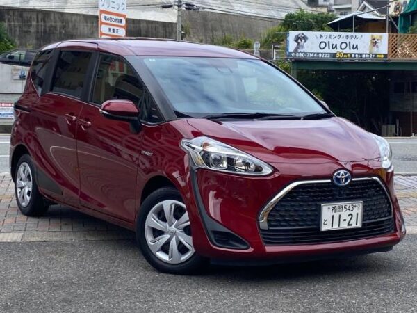 Ref:AUX-20012712 TOYOTA SIENTA 2020
