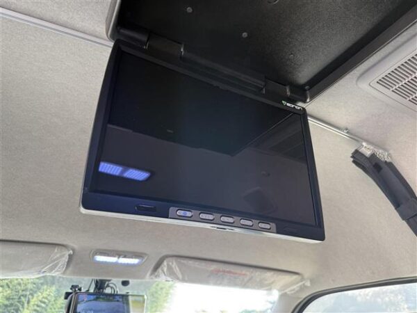 Ref:AUX-20014653 TOYOTA HIACE COMMUTER 2015 - Image 8