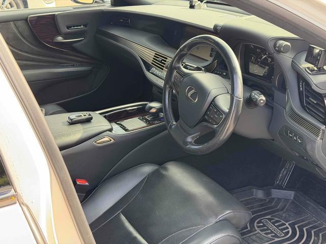 Ref:AUX-20019773 LEXUS LS 2018 18 Ref:AUX-20019773 LEXUS LS 2018 - Image 18