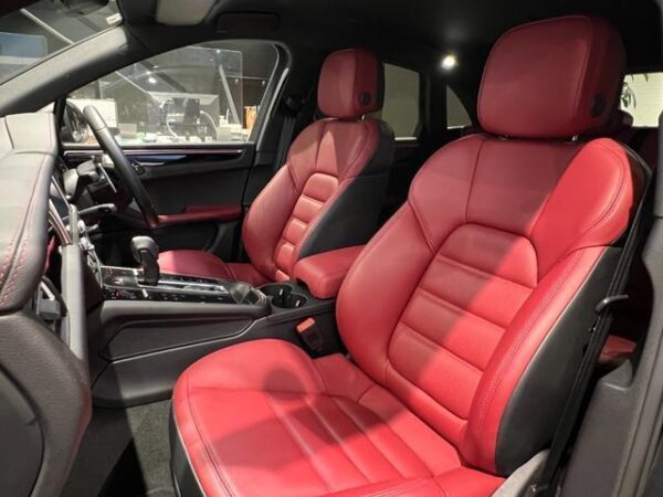 Ref:AUX-20019944 PORSCHE MACAN 2023 - Image 14