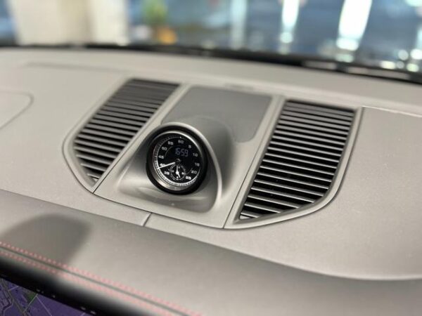 Ref:AUX-20019944 PORSCHE MACAN 2023 - Image 20