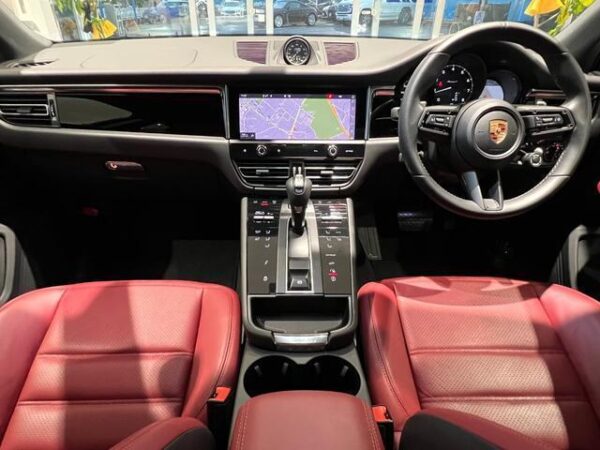 Ref:AUX-20019944 PORSCHE MACAN 2023 - Image 3