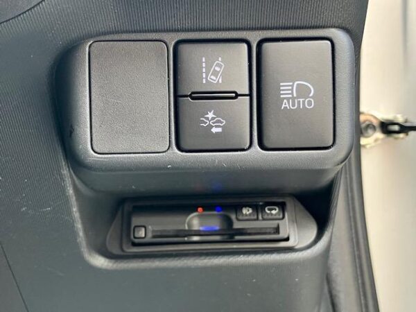 Ref:AUX-20019958 TOYOTA AQUA 2018 - Image 7