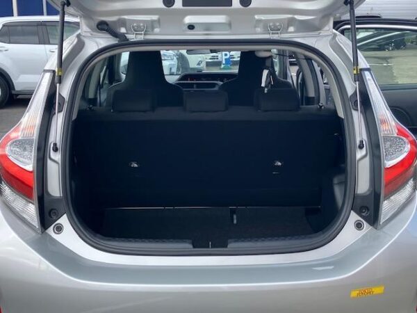 Ref:AUX-20019958 TOYOTA AQUA 2018 - Image 9