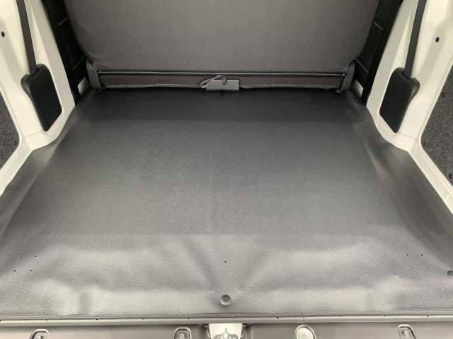 Ref:AUX-20022577 DAIHATSU HIJET CARGO 2025 - Image 12