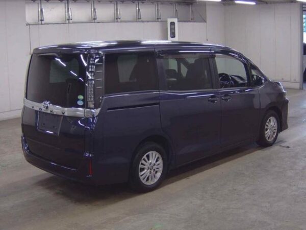 Ref:AUX-20023988 TOYOTA VOXY 2014 - Image 2