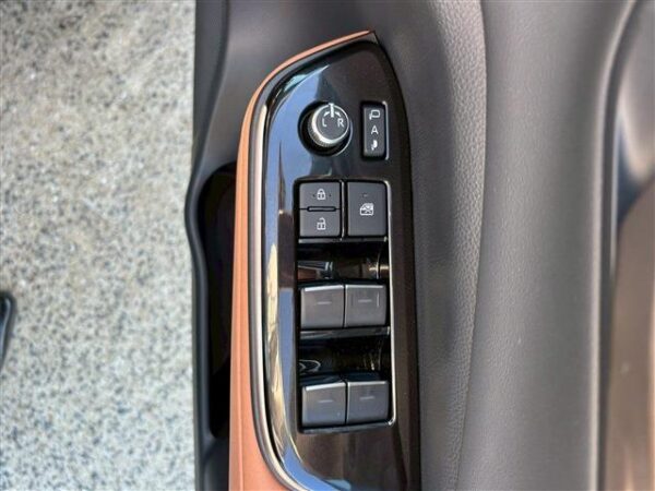 Ref:AUX-20024466 TOYOTA CROWN SPORT 2024 - Image 16