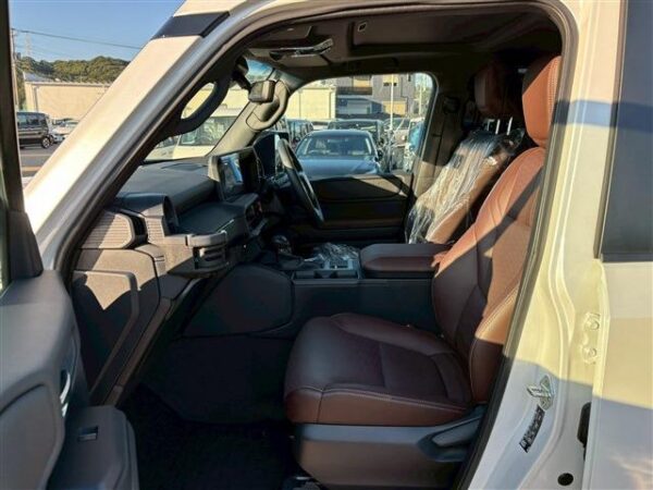 Ref:AUX-20024467 TOYOTA LAND CRUISER 250 2024 - Image 3