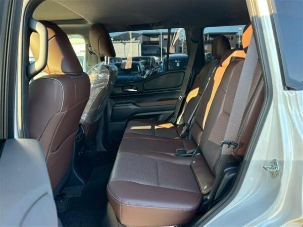 Ref:AUX-20024467 TOYOTA LAND CRUISER 250 2024 - Image 4