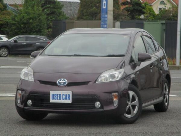 Ref:AUX-20024593 TOYOTA PRIUS 2013