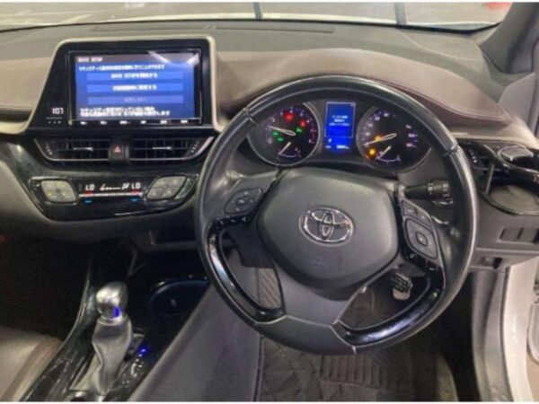 Ref:AUX-20028093 TOYOTA C-HR 2018 - Image 3