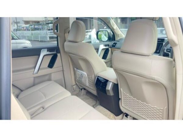 Ref:AUX-20028339 TOYOTA LAND CRUISER PRADO 2020 - Image 15