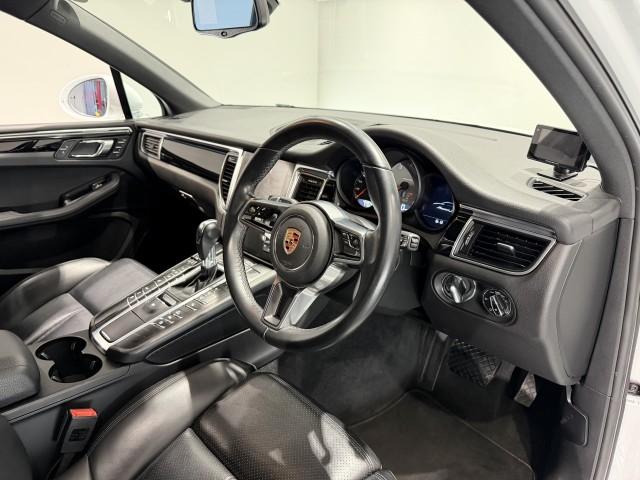 Ref:AUX-20028342 PORSCHE MACAN 2016 - Image 4