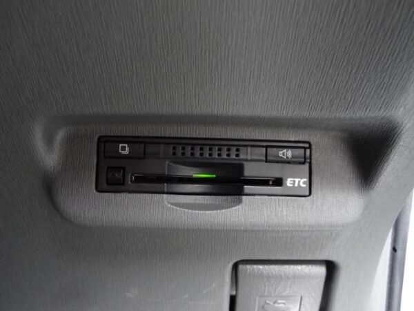 Ref:AUX-20028365 TOYOTA PRIUS 2010 - Image 7