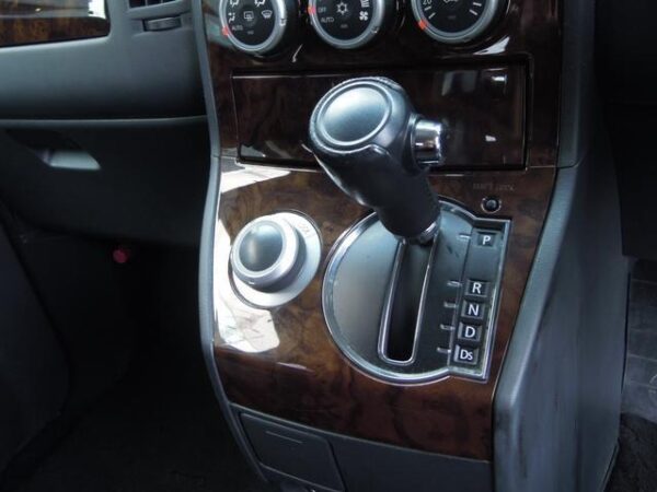 Ref:AUX-20035689 MITSUBISHI DELICA D:5 2010 - Image 11