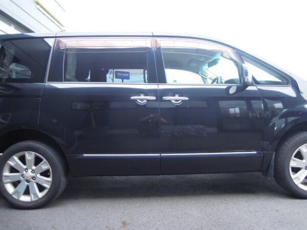 Ref:AUX-20035689 MITSUBISHI DELICA D:5 2010 - Image 4