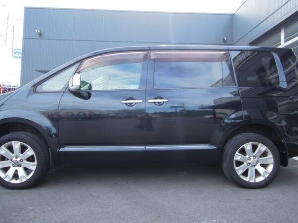Ref:AUX-20035689 MITSUBISHI DELICA D:5 2010 - Image 5