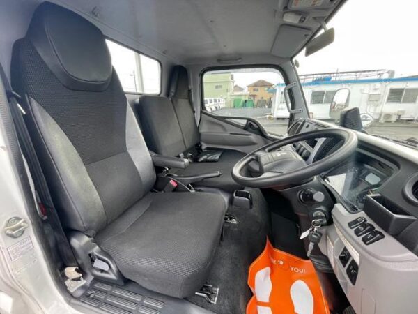 Ref:AUX-20035714 MITSUBISHI FUSO CANTER 2020 - Image 12