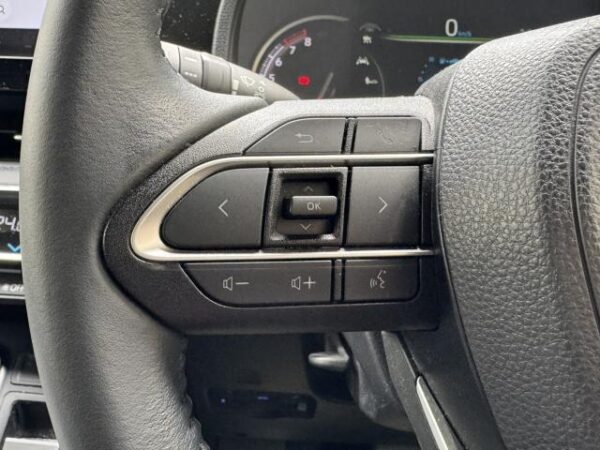 Ref:AUX-20039994 TOYOTA VOXY 2022 - Image 11