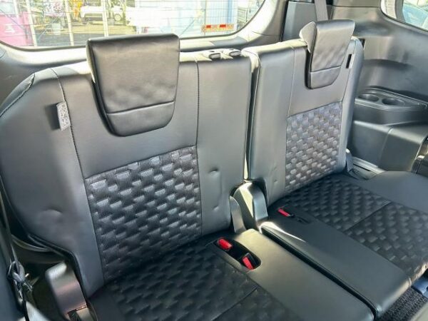 Ref:AUX-20043895 TOYOTA VOXY 2023 - Image 12