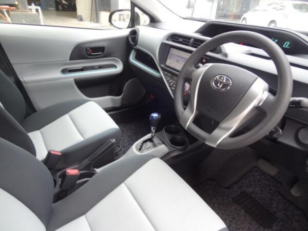 Ref:AUX-20043914 TOYOTA AQUA 2012 - Image 15