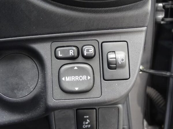 Ref:AUX-20043914 TOYOTA AQUA 2012 - Image 8