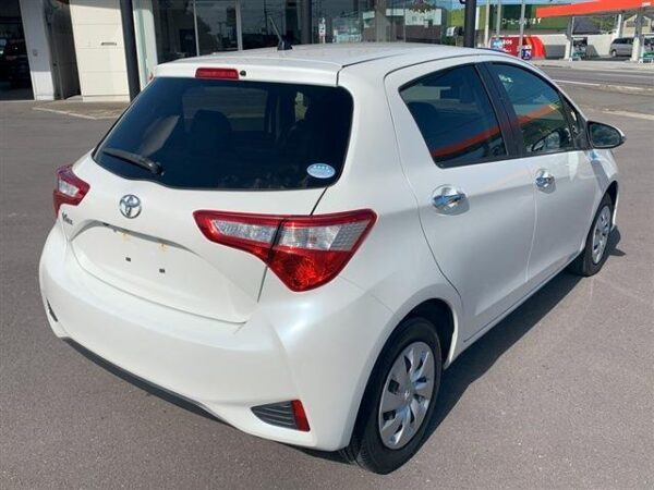 Ref:AUX-20043985 TOYOTA VITZ 2020 - Image 2