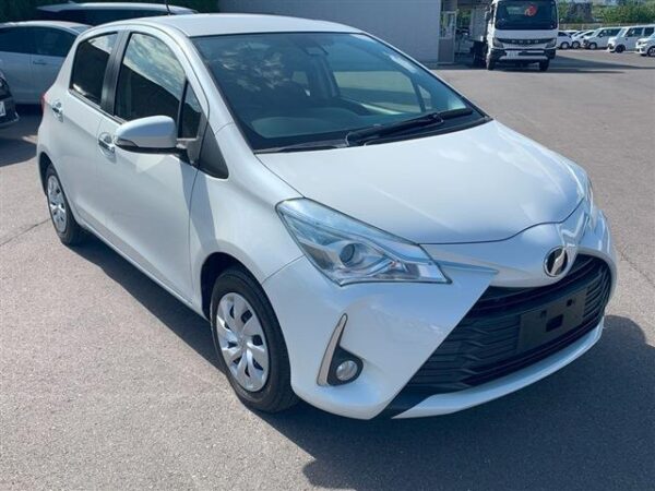 Ref:AUX-20043985 TOYOTA VITZ 2020 - Image 3