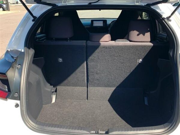 Ref:AUX-20043987 TOYOTA YARIS 2023 - Image 11