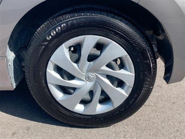 Ref:AUX-20043992 TOYOTA YARIS 2020 - Image 16