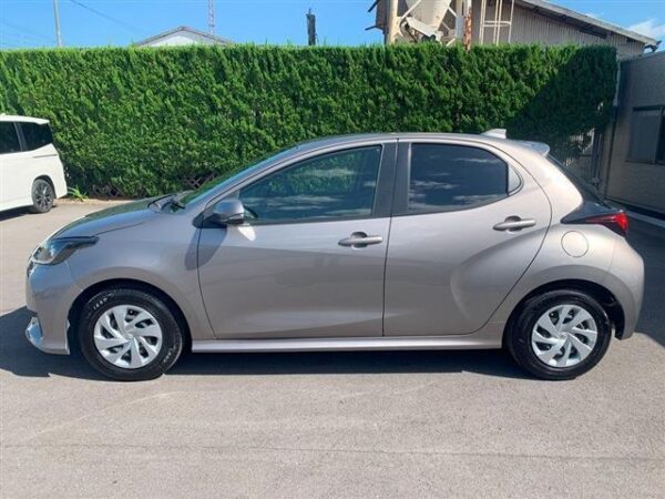 Ref:AUX-20043992 TOYOTA YARIS 2020 - Image 3