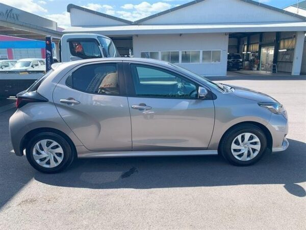 Ref:AUX-20043992 TOYOTA YARIS 2020 - Image 4