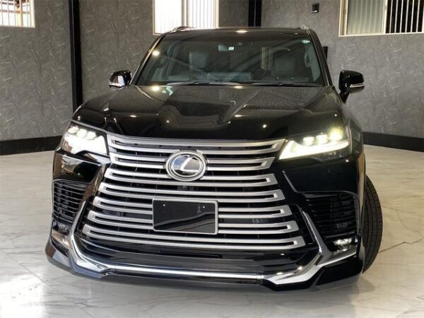 Ref:AUX-20051119 LEXUS LX 2023 - Image 2