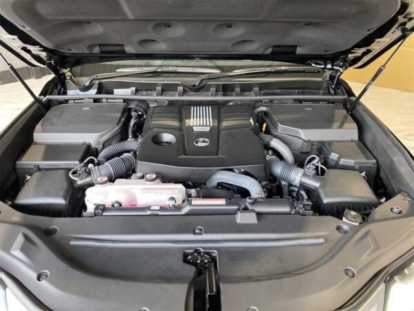 Ref:AUX-20051119 LEXUS LX 2023 - Image 17