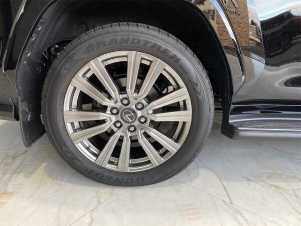 Ref:AUX-20051119 LEXUS LX 2023 - Image 20