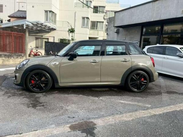 Ref:AUX-20052492 MINI MINI 2020 - Image 15