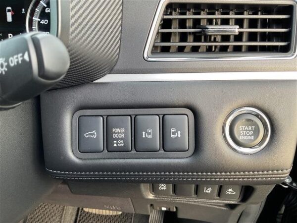 Ref:AUX-20059532 MITSUBISHI DELICA D:5 2024 - Image 15