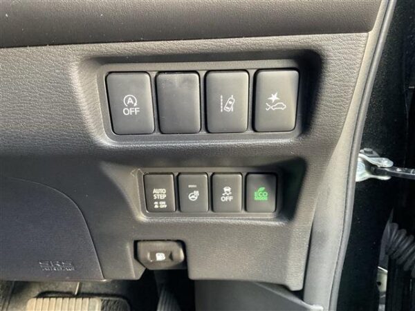 Ref:AUX-20059532 MITSUBISHI DELICA D:5 2024 - Image 16
