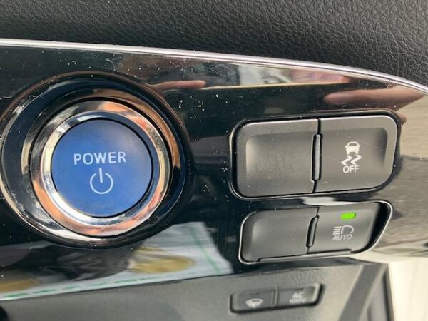 Ref:AUX-20066915 TOYOTA PRIUS 2020 - Image 8