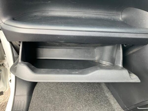 Ref:AUX-20066916 TOYOTA VOXY 2019 - Image 13