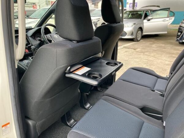 Ref:AUX-20066916 TOYOTA VOXY 2019 - Image 18