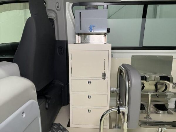 Ref:AUX-20071109 TOYOTA HIACE VAN 2012 - Image 16