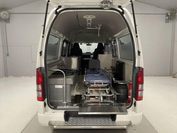 Ref:AUX-20071109 TOYOTA HIACE VAN 2012 - Image 6