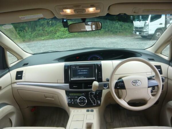 Ref:AUX-20071229 TOYOTA ESTIMA HYBRID 2012 - Image 4