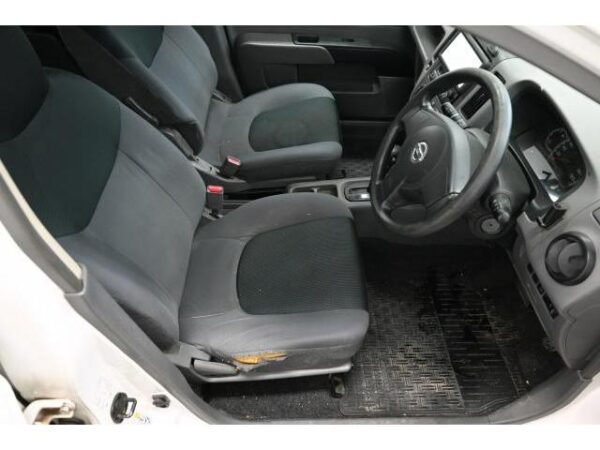 Ref:AUX-20071344 NISSAN AD 2007 - Image 6